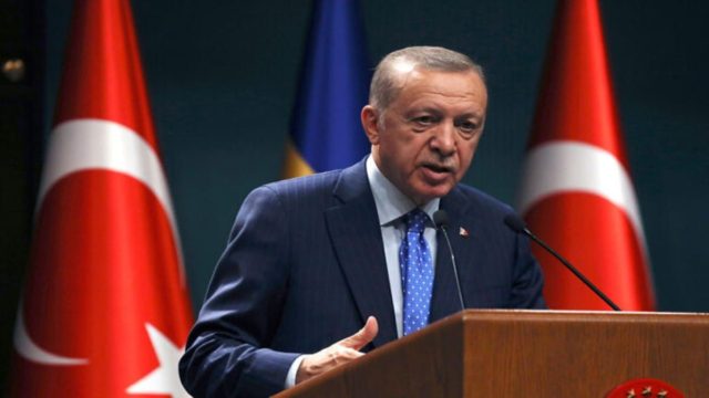 Σουλτάνος σε ταραχή: Τα βάζει… με την αντιπολίτευση για τα ελληνοτουρκικά