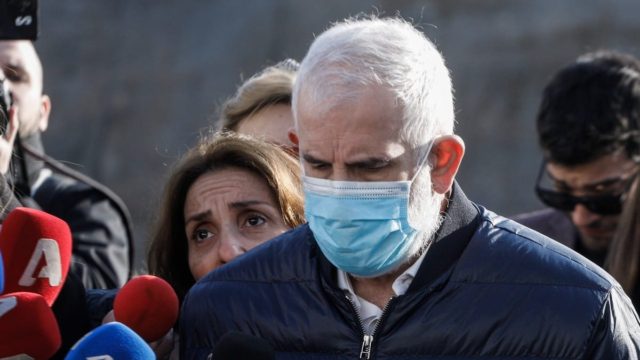 Το απόλυτο τρικ Φιλιππίδη για να αθωωθεί – 10 κάμερες και δεν το πρόσεξε κανείς (Vid)