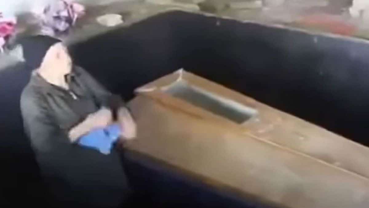 80χρονη γιαγιά έχει στο υπόγειο του σπιτιού της ένα φέρετρο – Η συνέχεια σοκάρει