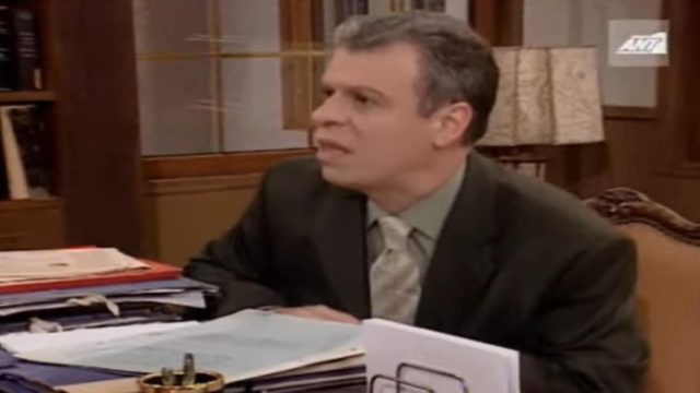Νεκρός ο «χασοδίκης» από το «Άκρως Οικογενειακόν»: Η τραγική είδηση που βύθισε στο πένθος την showbiz