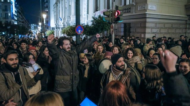 Αλυσιδωτές αντιδράσεις των ηθοποιών: Παραιτήθηκαν όλοι οι καθηγητές της δραματικής σχολής του Εθνικού Θεάτρου
