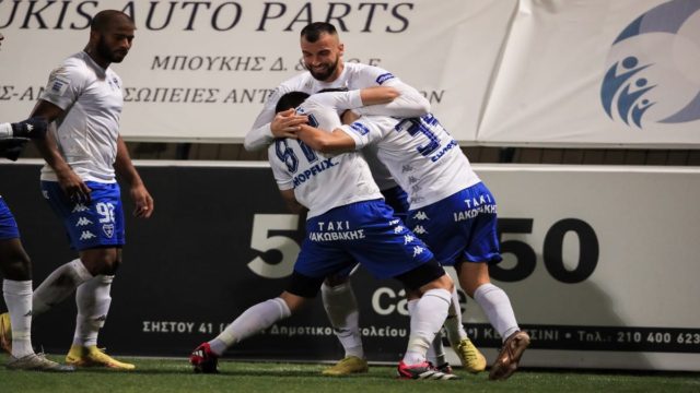Ιωνικός – Άρης 1-0: Δεύτερη σερί νίκη-χρυσάφι με πέναλτι του Λοβέρα (Video)