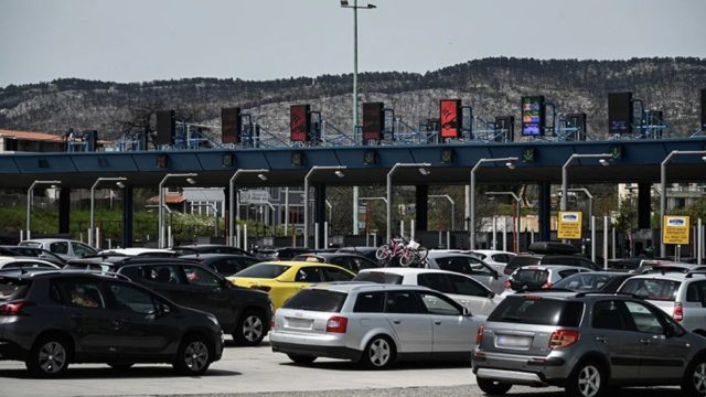 Ο τελευταίος να κλείσει την πόρτα: Σε πλήρη εξέλιξη η έξοδος των εκδρομέων για την Καθαρά Δευτέρα – Ανά 3′ λεωφορεία για Πάτρα! Σε ισχύ η απαγόρευση για τα φορτηγά (Video)