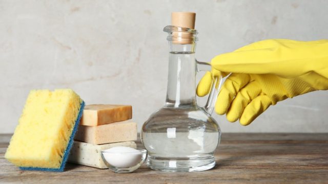 Ξύδι το θαυματουργό καθαριστικό – 5+1 τρόποι για να το χρησιμοποιήσετε