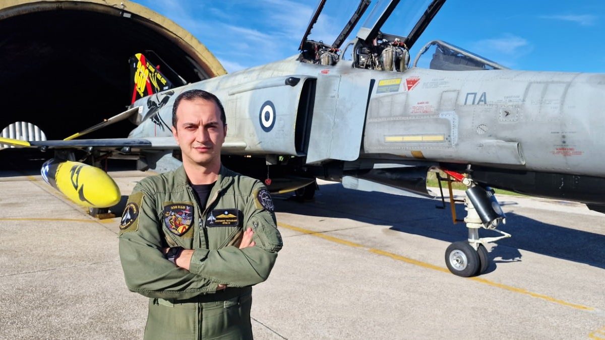 Πτώση Phantom στην Ανδραβίδα: Σήμερα (3/2) η τελευταία πράξη του δράματος! Κηδεύεται στο Νευροκόπι ο σμηναγός Ευστάθιος Τσιτλακίδης – “Τσακίζει κόκαλα” ο πατέρας του 31χρονου