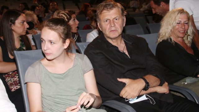 Μαρία Μαγγίνα: Αυτή είναι η μητέρα της κόρης του Απόστολου Γκλέτσου – Με τι ασχολείται (photo)