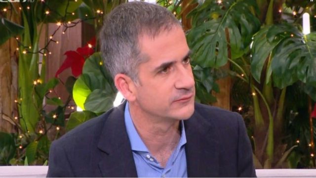 Άνοιξε τα «χαρτιά» του ο Κώστας Μπακογιάννης για την οικογένειά του: «Έτσι τελειώνει η μέρα μας…»