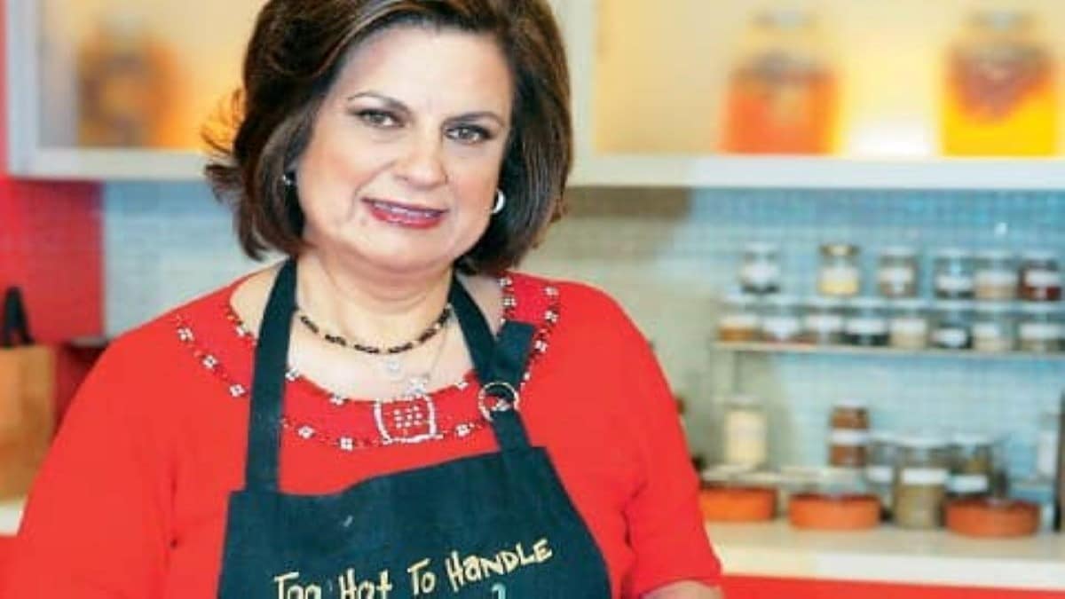Στο νοσοκομείο η Μαίρη Παναγάκου – Λίγες ώρες πριν την κηδεία του γιου της