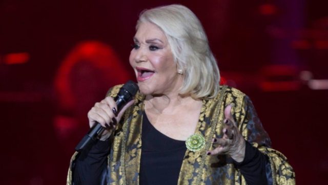«Βόμβα» για Μαρινέλλα: «Έκανε να μου μιλήσει 10 χρόνια επειδή…»