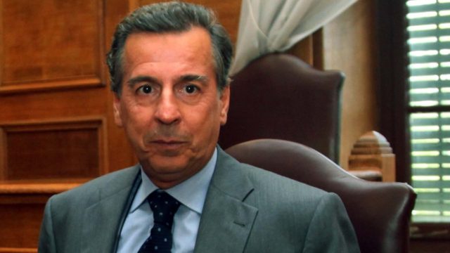 Θυμάστε τον Μιχάλη Λιάπη; Δείτε πώς είναι και τι κάνει σήμερα ο 72χρονος πολιτικός (photos)