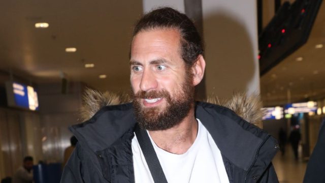 Survivor All Star: «Έσκασε» με… σακούλες δώρων – Στην Ελλάδα ο Κώστας Παπαδόπουλος