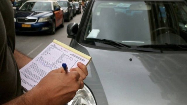 «Σφαλιάρα» 200 ευρώ στο δρόμο: Το πρόστιμο για έναν εναλλακτικό τρόπο οδήγησης χωρίς αυτοκίνητο που δε θα περίμενες