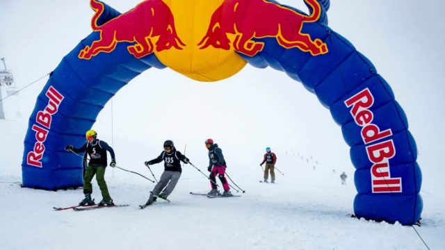 Red Bull Homerun: Ο πιο επικός, fun αγώνας ski & snowboard επιστρέφει για 2η συνεχόμενη χρονιά στον Παρνασσό