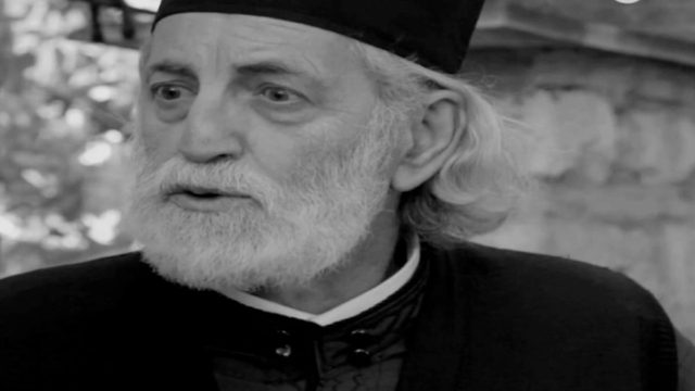 Σασμός – Spoiler 2/2: Νεκρός ο παπα Μιχάλης; Ολόκληρη η σκηνή πριν παιχτεί στην τηλεόραση (Video)