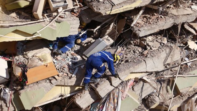Σεισμός στην Τουρκία: Η πατέντα που έριξε τα κτίρια και “καίει” τον Ερντογάν