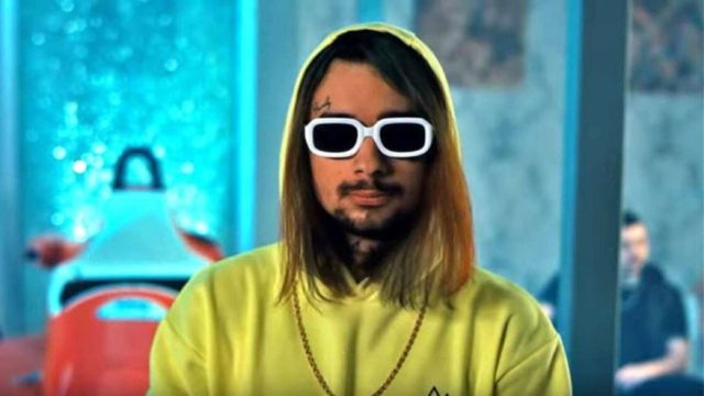 Sin Boy: Η ανάρτηση της συντρόφου του μετά τις φήμες ότι είναι νεκρός – Κρασί, κόκκινα τριαντάφυλλα και… ο αριθμός «14» (photo)