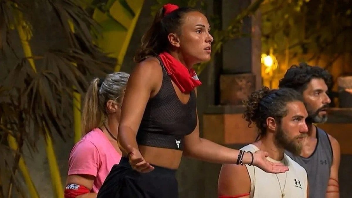 Νέο σκάνδαλο στο Survivor – Διώχνει κι άλλον παίκτη ο Ατζούν για κινητό