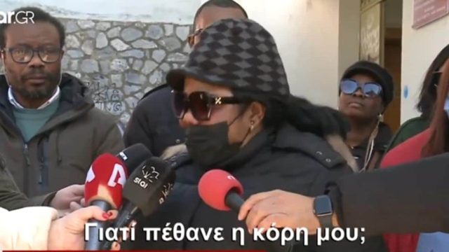 Ξέσπασε η μητέρα του 2,5 ετών κοριτσιού που πέθανε στη Θεσσαλονίκη: «Σ΄ αγαπώ, ξύπνα», φώναζε στην κηδεία της