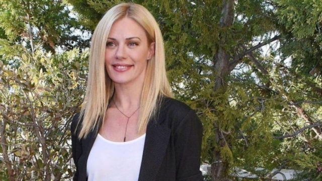 Περήφανη για την καταγωγή της: Αυτό είναι το πατρικό σπίτι της Ζέτας Μακρυπούλια (Video)