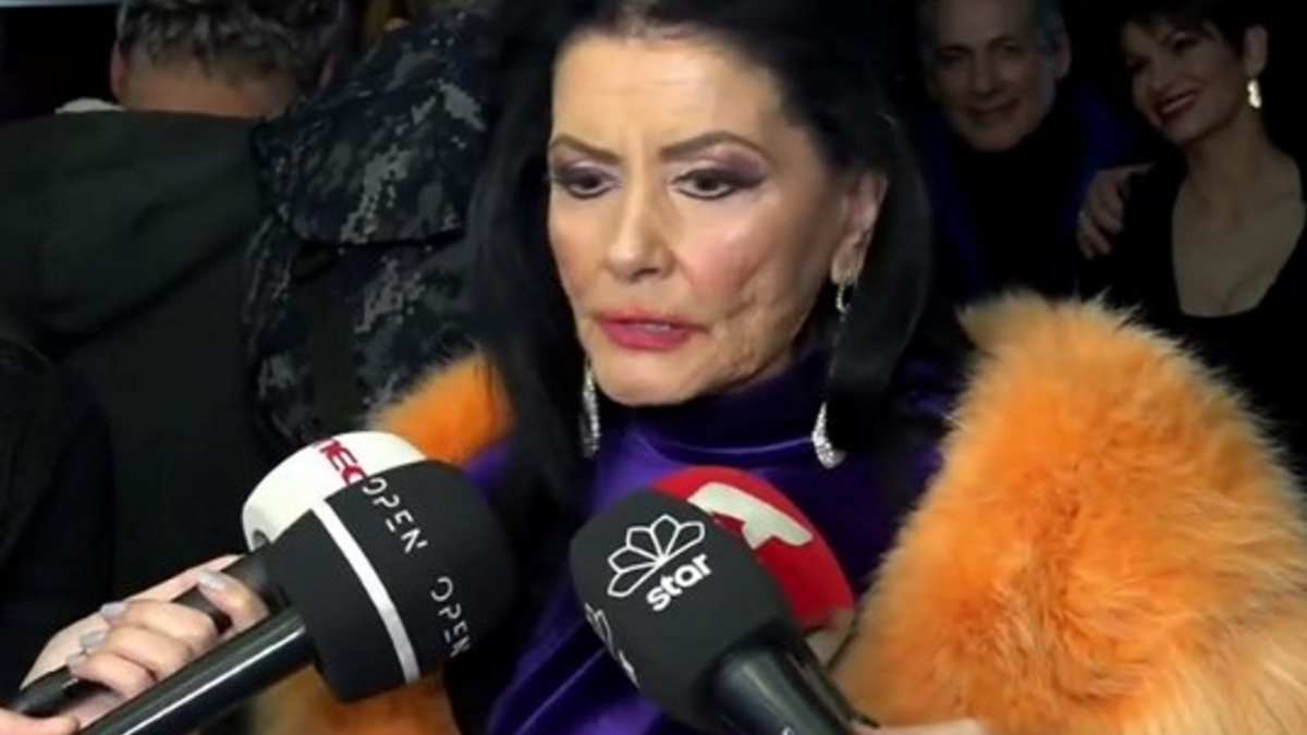 «Στην προσωπική μου ζωή ήμουν…»: Άκρως αποκαλυπτική η Ζωζώ Σαπουντζάκη!
