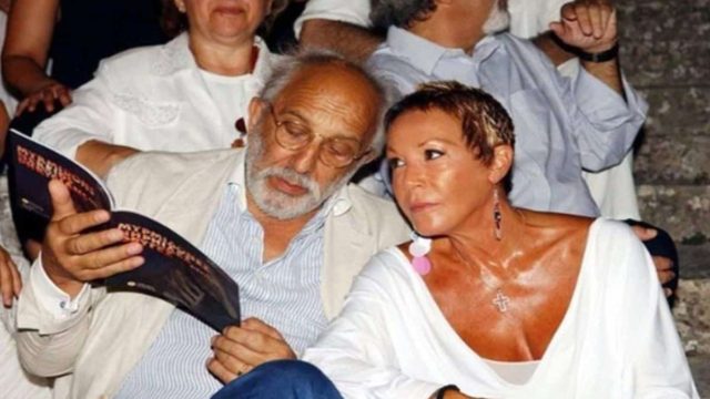 Τραγική ειρωνεία με τη Ζωή Λάσκαρη: Ο θάνατος που τη “σκότωσε” ένα χρόνο πριν πεθάνει