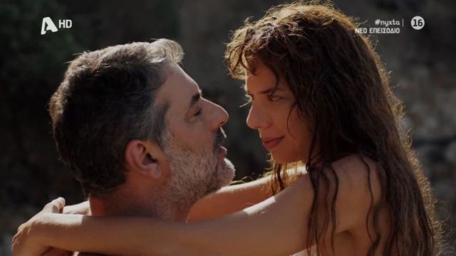 Αυτή η νύχτα μένει: Τους πιάνει επ’ αυτοφώρω να φιλιούνται! Τραγικές ώρες για τον…