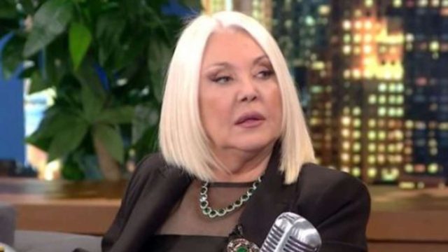 Έξω φρενών η Ρούλα Κορομηλά: «Έχω νευριάσει. αλλά δεν έχω απολύσει κανέναν…»