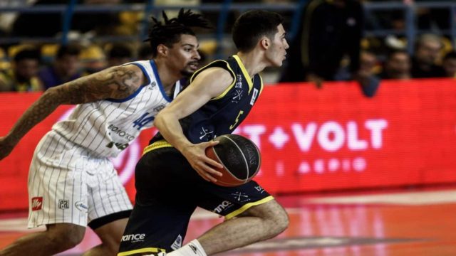 Καρδίτσα – Λαύριο (68-85): Κλείδωσε την παραμονή στην Basket League η ομάδα του Λιμνιάτη