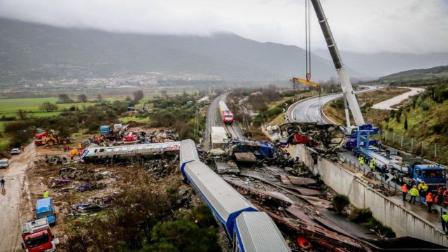 Τραγωδία στα Τέμπη: 57 νεκροί και 56 αγνοούμενοι – Η επίσημη ανακοίνωση της Πυροσβεστικής