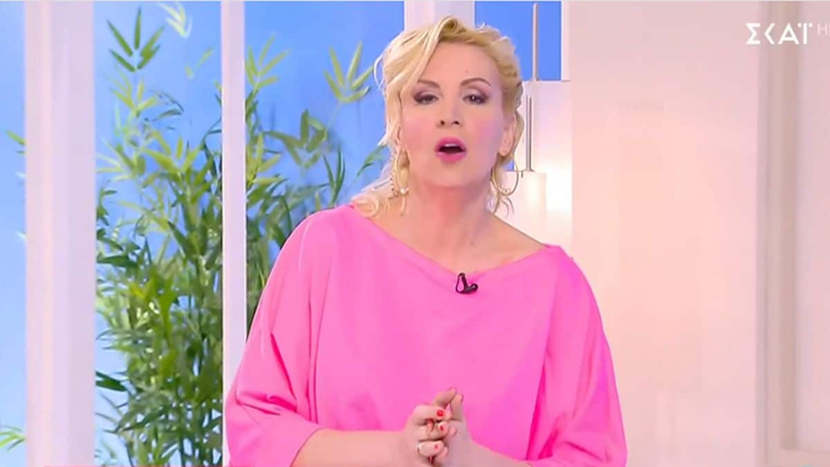 «Αυθυποβολή» από την Βάσια Μαυράκη – Ισχυρή προειδοποίηση σε Καρκίνους, Υδροχόους και 2 ακόμα ζώδια