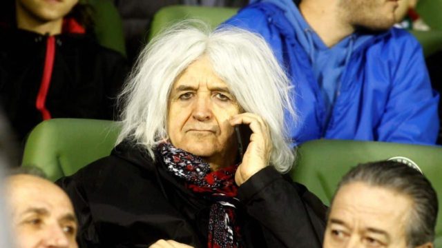 «Ο Νίκος Καρβέλας μου είχε πει να μην…» – Αποκάλυψη «κόλαφος» για τον συνθέτη
