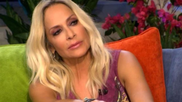 Οικονομική κατάρρευση για την Άννα Βίσση: «Έχασα πολλά χρήματα που…»