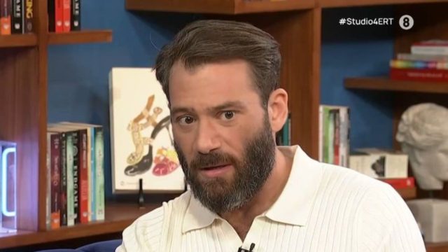 «Μου πήρε καιρό να γελάσω, είχα θυμό» – Ο γολγοθάς του Αντίνοου Αλμπάνη (Video)