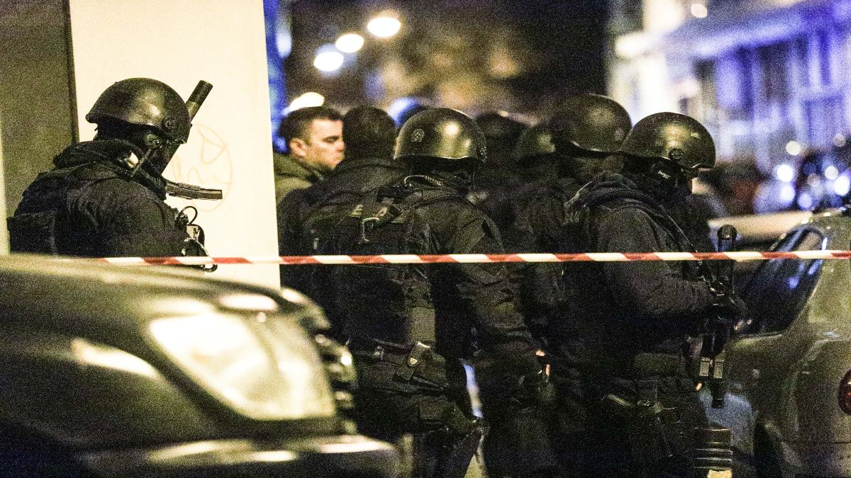 Συναγερμός στην ΕΥΠ: Εξαρθρώθηκε δίκτυο τρομοκρατών που σχεδίαζε χτυπήματα στην Ελλάδα – Αυτοί ήταν οι στόχοι (video)
