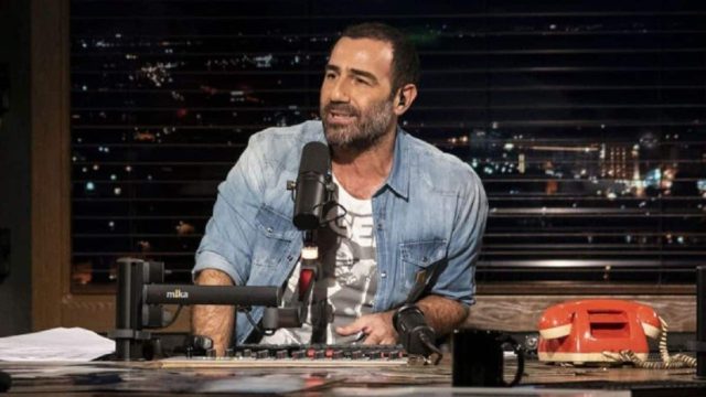 Σε αναβρασμό ο Αντώνης Κανάκης: Τέλος εποχής για το «Βινύλιο» – Η ανακοίνωση του παρουσιαστή