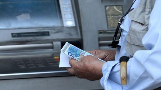 «Χαράς ευαγγέλια» για χιλιάδες συνταξιούχους – Έρχεται «ανάσταση» στα ΑΤΜ