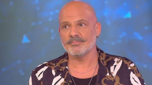 «Μπηχτές» για τον Νίκο Μουτσινά – «Είμαι σε διαδικασία εύρεσης εργασίας…»