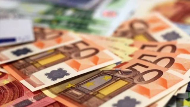 Επίδομα παιδιού: Οι δικαιούχοι που πρέπει να επιστρέψουν τα χρήματα που πήραν – Πότε πληρώνονται τα επιδόματα του ΟΠΕΚΑ