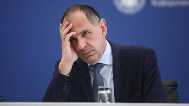 Ανακοινώσεις Γεραπετρίτη: «Eπανεκκίνηση σιδηροδρόμου ως τέλος Μαρτίου -Δύο σταθμάρχες σε κάθε σταθμό, λιγότερα δρομολόγια»