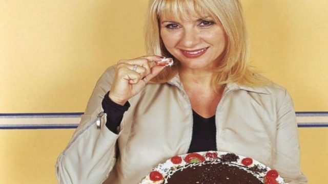 Γυναικάρα: Θα πάθετε πλάκα μόλις δείτε πως είναι σήμερα η Τζοβάνα Φραγκούλη;