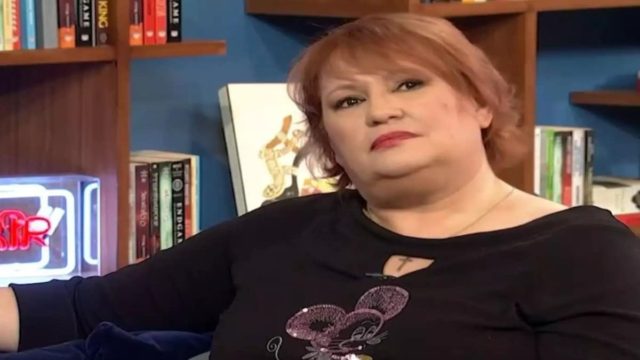 Δύσκολες ώρες για την Καίτη Φίνου – Στο νοσοκομείο η ηθοποιός: «Ο θάνατός σου η ζωή μου…»