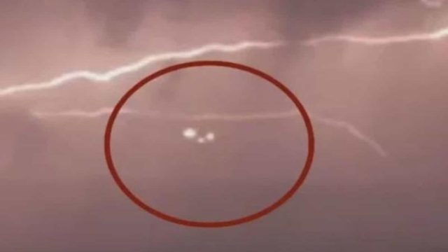 24χρονος τραβούσε με την κάμερά του μια ισχυρή καταιγίδα – Αυτό που είδε ξαφνικά του έκοψε την ανάσα (Video)