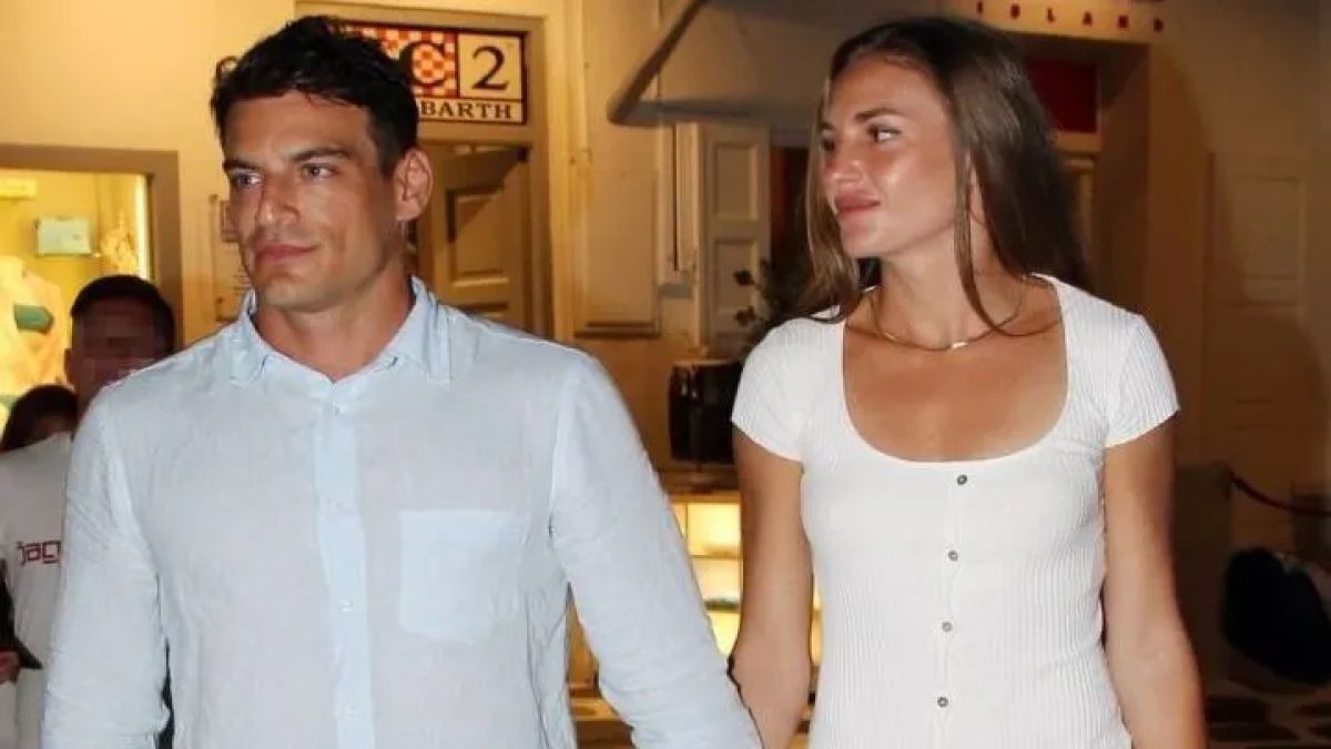 Σύγκρουση τρένων στα Τέμπη: Από θαύμα γλίτωσε πρώην παίκτρια του Survivor – «Καθαρά από τύχη αλλάξαμε τα εισιτήριά μας»