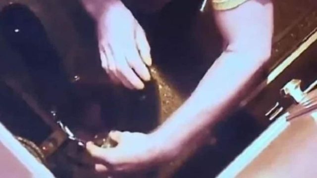 Όταν έβαλε κρυφή κάμερα στην κουζίνα νόμιζε πως όλα είναι αθώα – Μόλις όμως είδε τον άντρα της…