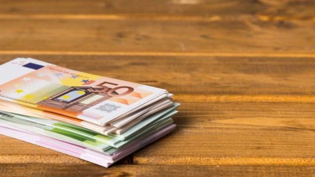 Επίδομα «χείρα βοηθείας» για άνεργους – Σε περίπτωση που βρείτε δουλειά θα λάβετε…