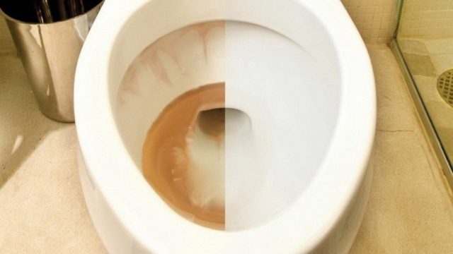 Πείτε αντίο στα βαριά χημικά: Ο φυσικός τρόπος για να καθαρίσετε τη λεκάνη της τουαλέτας σας άμεσα και αποτελεσματικά