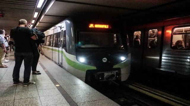 Απεργία: «Χειρόφρενο» αύριο Κυριακή (5/3) σε Μετρό και ΗΣΑΠ – Στήριξη στους συγγενείς των αδικοχαμένων στα Τέμπη