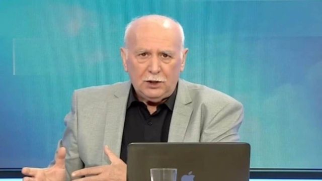 «Φτύσε ψηλά και περίμενε Γιώργο Παπαδάκη! Πολεμάει για να βγει ο γιος του…»: Σάλος με το κράξιμο για τον παρουσιαστή στο Twitter!