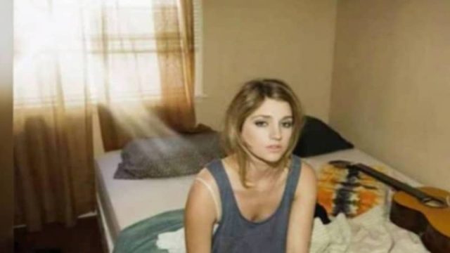 Μόλις είδε τη φωτογραφία που του έστειλε η γυναίκα του ζήτησε διαζύγιο – Αν την παρατηρήσετε καλύτερα θα καταλάβετε το λόγο
