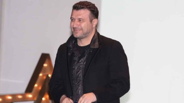 Όλη η αλήθεια στη φόρα: Αυτή είναι η καταγωγή του Γιάννη Πλούταρχου